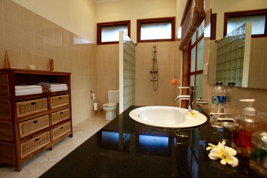 Villa Surgawi Lovina Kültér fotó